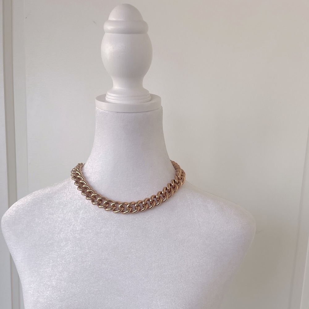 Rose Gold  Plated Chunky Lightweight Women’s Necklace